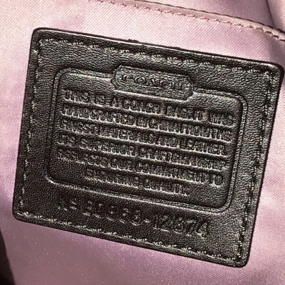 Coach Signature Zoe Hobo with Dust Bag - Picture 6 of 8